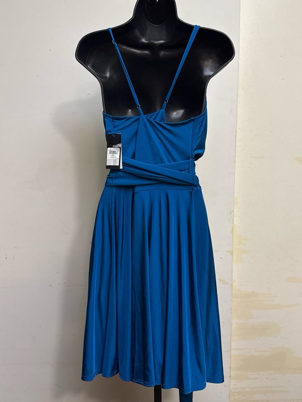 Guess Lysandra sleeveless dress - Picture 4 of 7